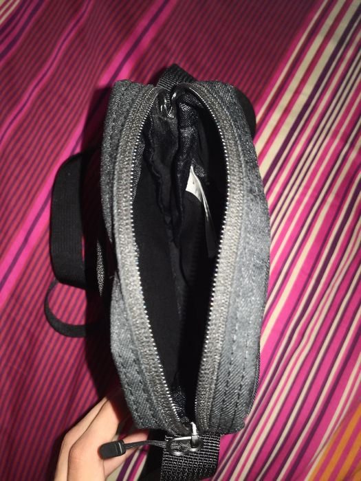 Bolsa nike tiracolo