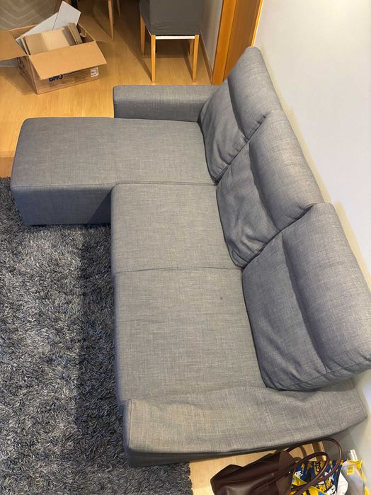 Sofá de 3 Lugares com Chaise Longue IKEA (Modelo KNISLINGE) — Para Desimpedir