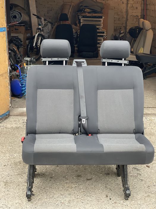 Крісла vw t6 Сaravelle