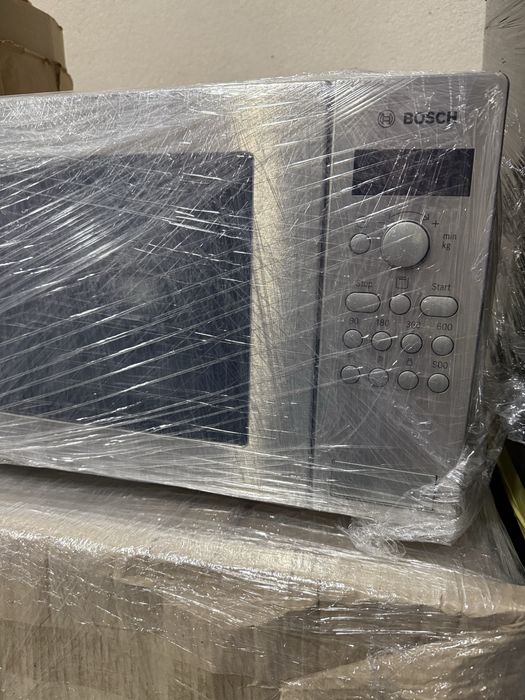 Духова шафа BОSCH електрична і мікрохвильовка