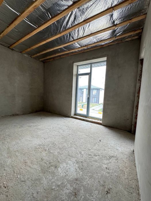 Продам класний сучасний котедж, на дві сімї