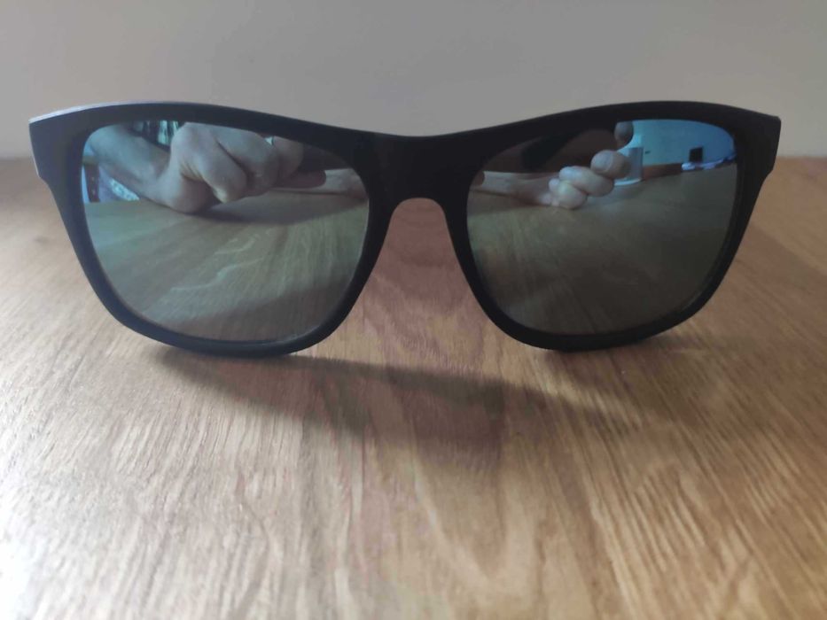okulary GUESS przeciwsłoneczne etui