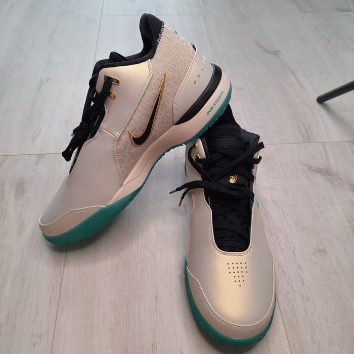 Кросівки Nike Liverpool F.C. X Zoom Lebron Nxxt Gen Ampd Beige