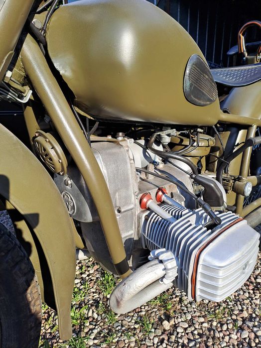 Motor Dniepr K-650