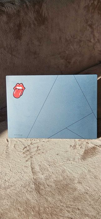 ASUS Zenbook 14 – Intel 32 GB RAM  1 TB  Harman Kardon / Dolby Atmos