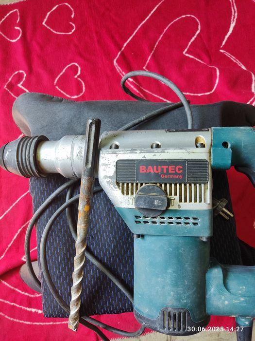 Перфоратор  BAUTEC