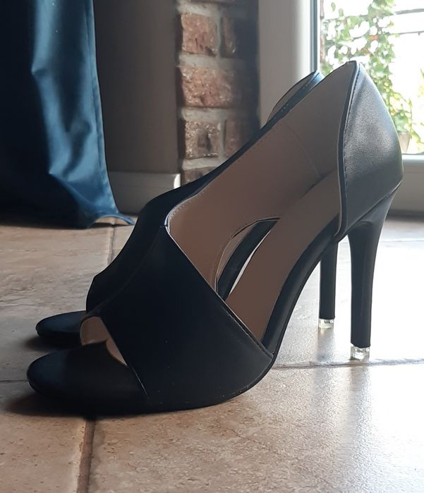 Buty wysoki obcas letnie