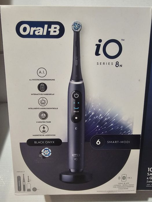 Електрощітка Oral'B i0 8