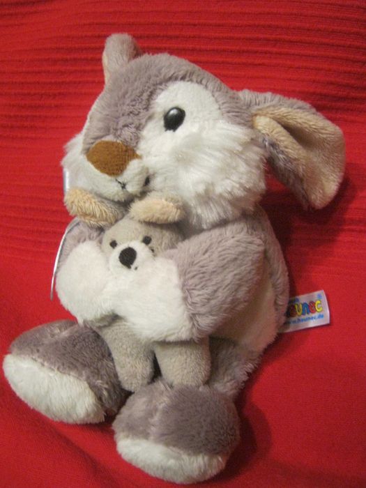 Heunec -mama królik z maleństwem na prezent