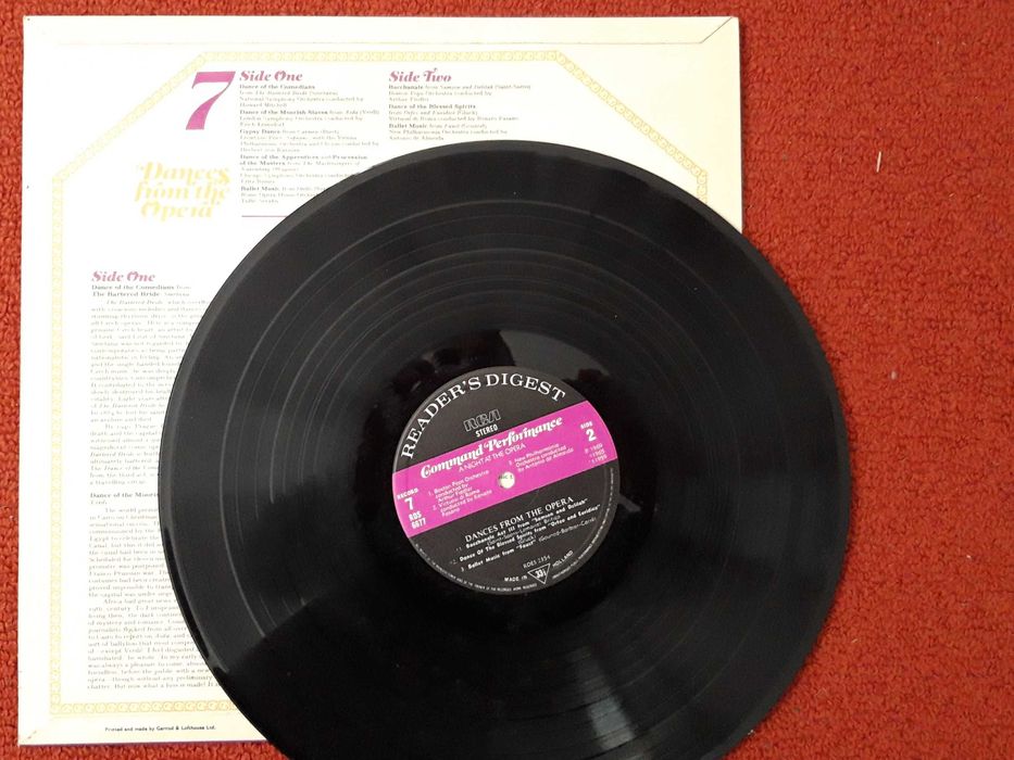 Vinil: Dances from the Opera