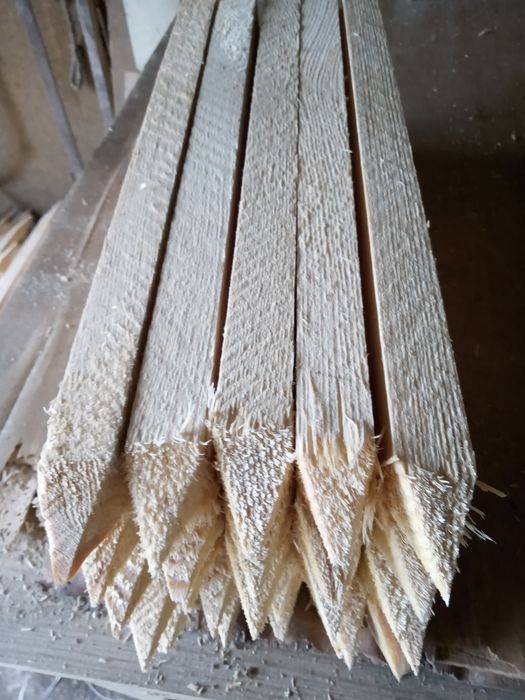 Paliki geodezyjne 40 cm 0,80 zł/szt