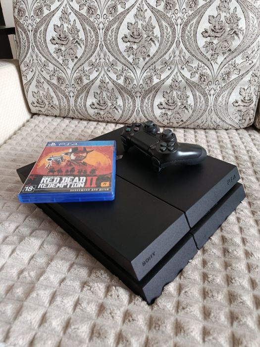 Ps4 з джойстиком і 1 гра