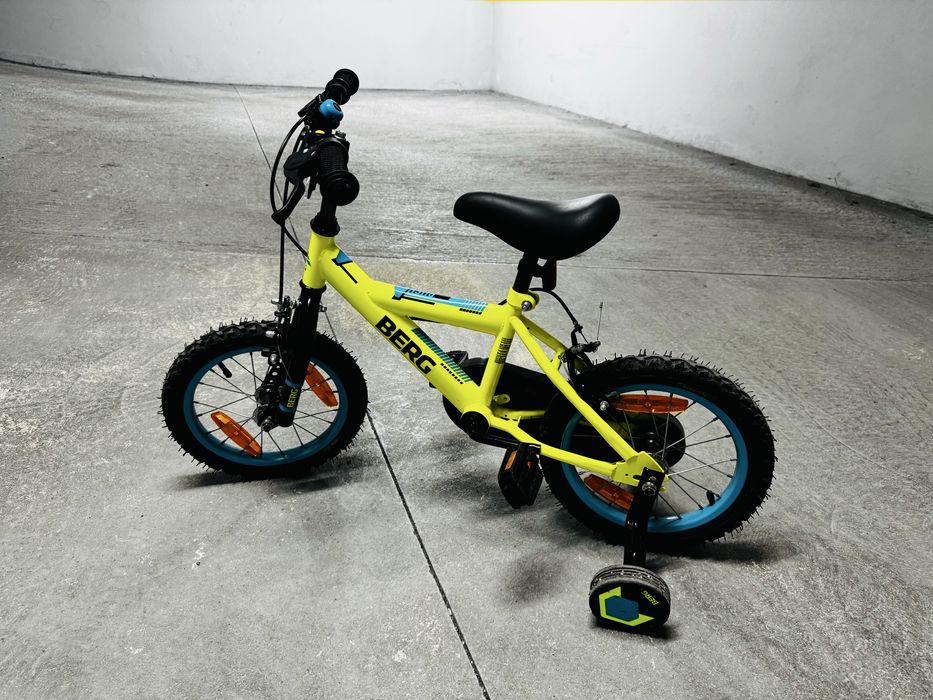 Bicicleta 3 aos 6 anos nova