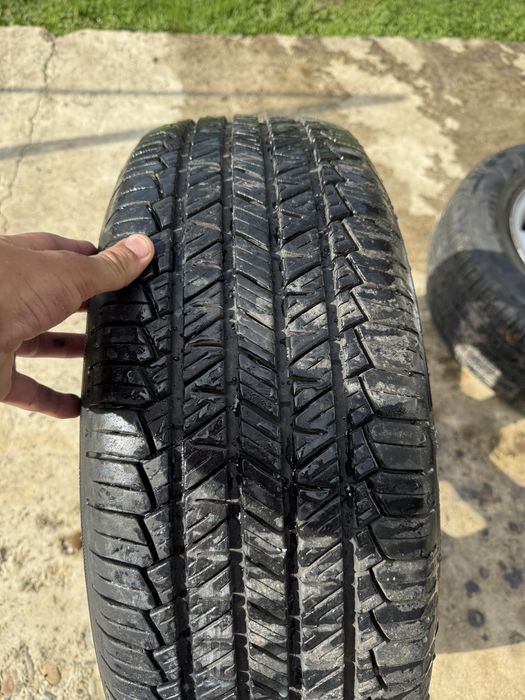 Продаю колеса 235-65 R17