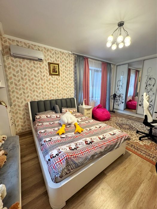 Продаж будинку Малехів (Львів) /9 сот/250 м кв з ремонтом