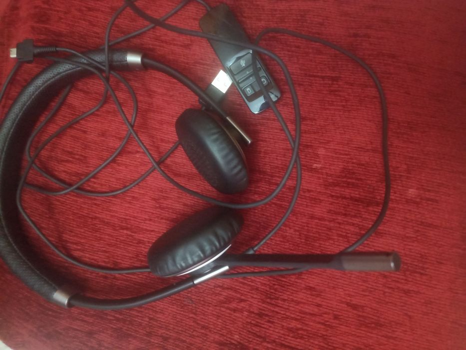Наушники на акумуляторе  блютуз Plantronics Blackwire C720 премиум сер