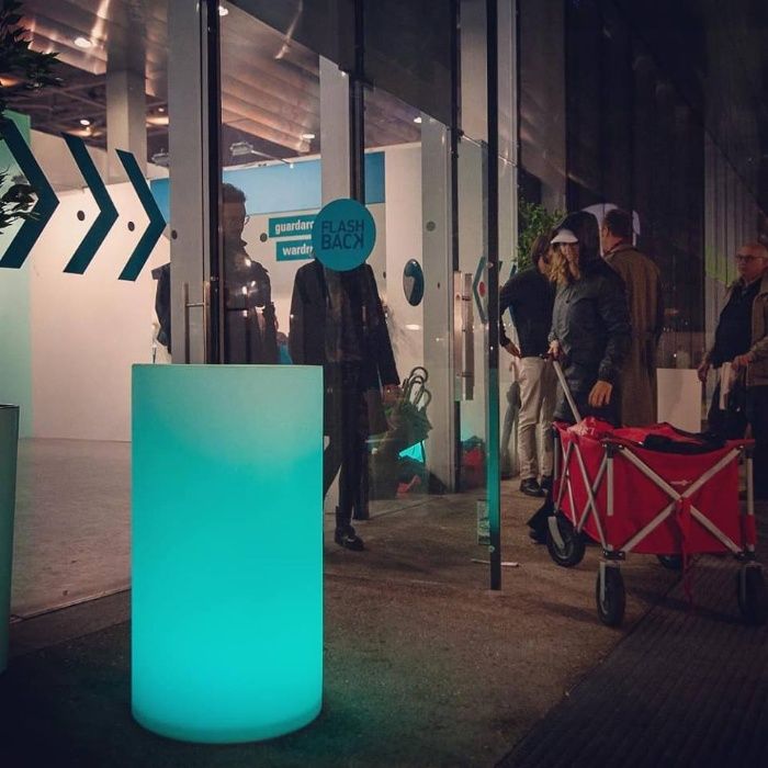 Vaso luminoso e floreiras