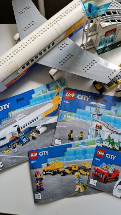 Конструктор пасажирський літак. LEGO City 60262