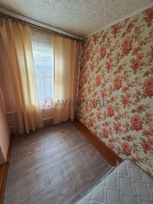 Продаж частини будинку на казбеті