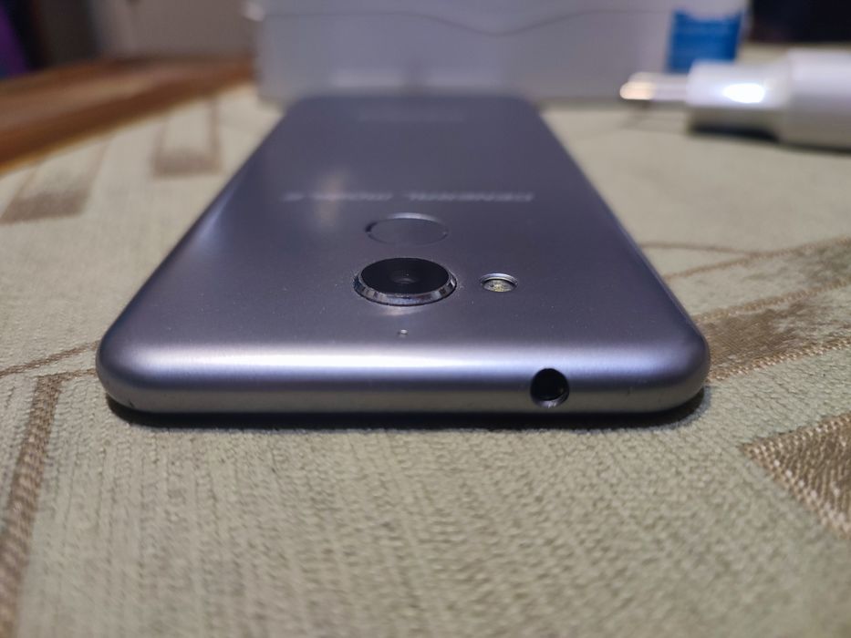 Смартфон General Mobile GM8, 3/32