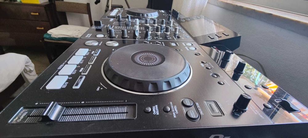 Pioneer XDJ-RX original com mala — pouco uso