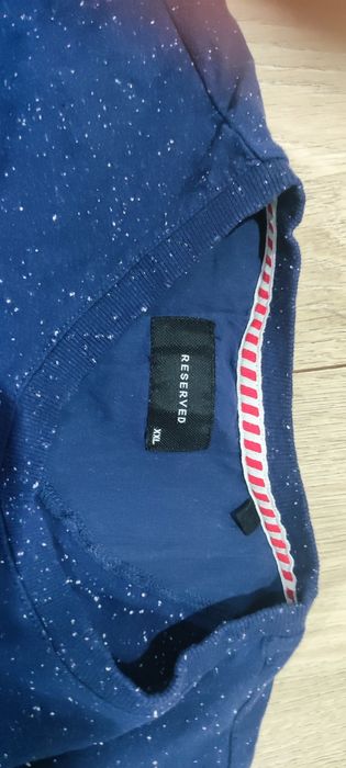 Koszulka Reserved męska Xxl
Użyta 2 razy bo za mała.
Materiał gruby do