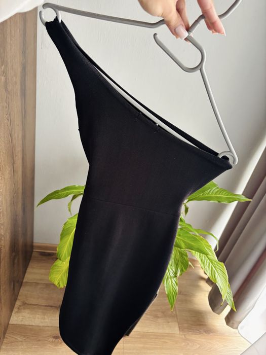 Missguided sukienka asymetryczna xxs
