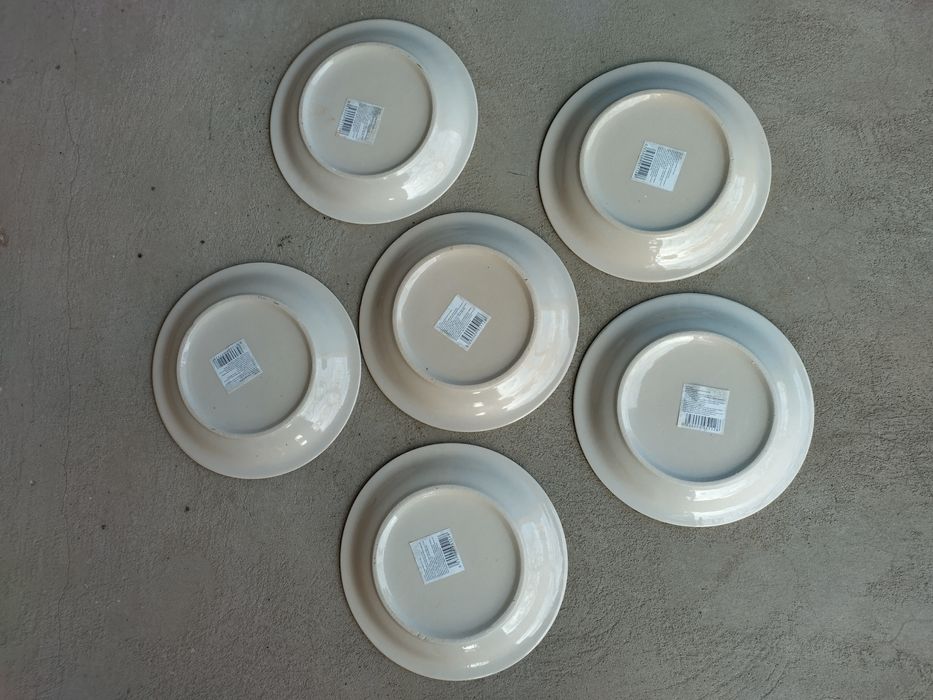 Набор посуды 6 шт, тарелки.. Цена за все