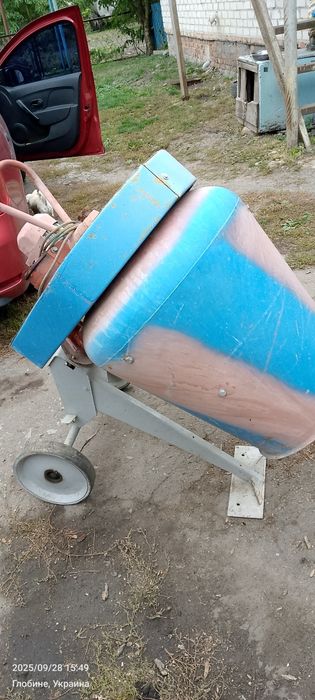 Продам бетонозмішувач
