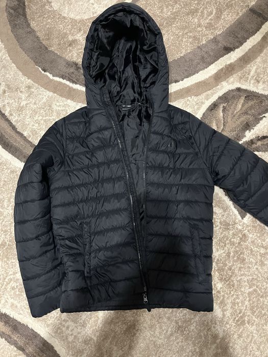 Зручна та легка для хлопця на весну куртка 4f