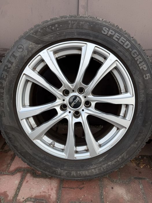 Komplet kół zimowych 5x112 Audi Q5 Vw Tiguan Mercedes 235/60/18 Semper