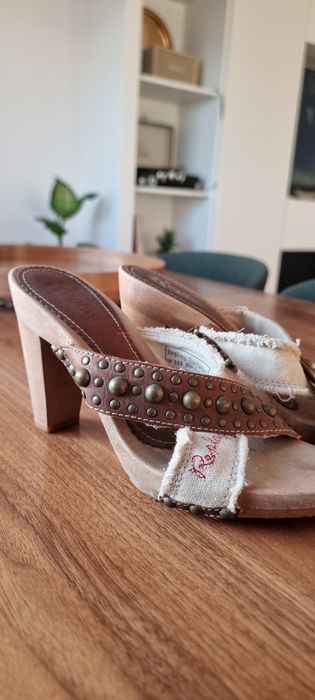 Sapatos Replay semi-novos