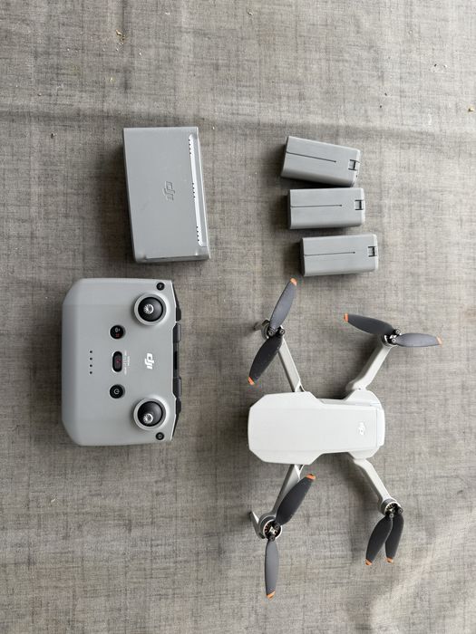 Drone DJI mini com acessorios