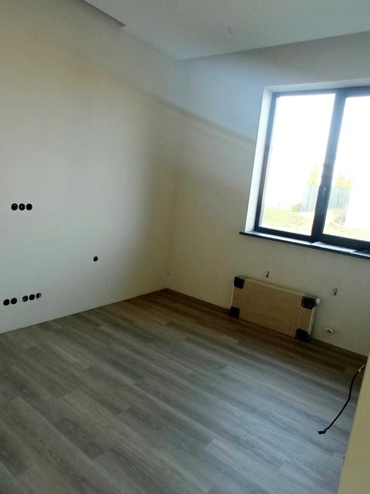 Продам дом в закрытом КП "InWhite family park"