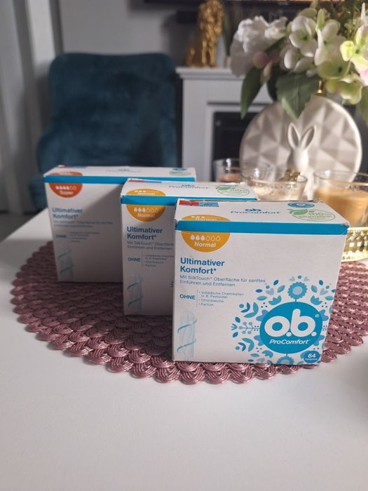 Trzy opakowanie tamponów OB