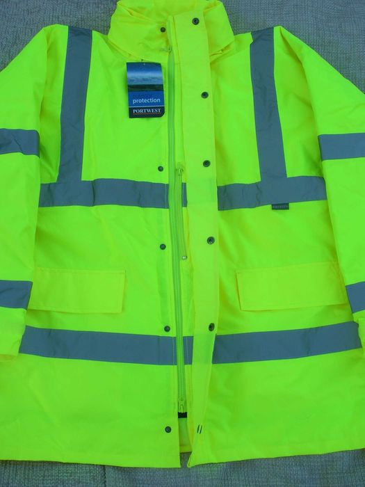 Утеплена чоловіча куртка сигнальна S460 Portwest. Великого розміру 3XL