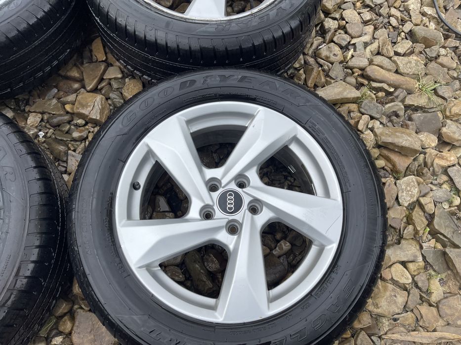Комплект колісних дисків E 7Jx18H2 ET 43 AUDI Q3 2019-
