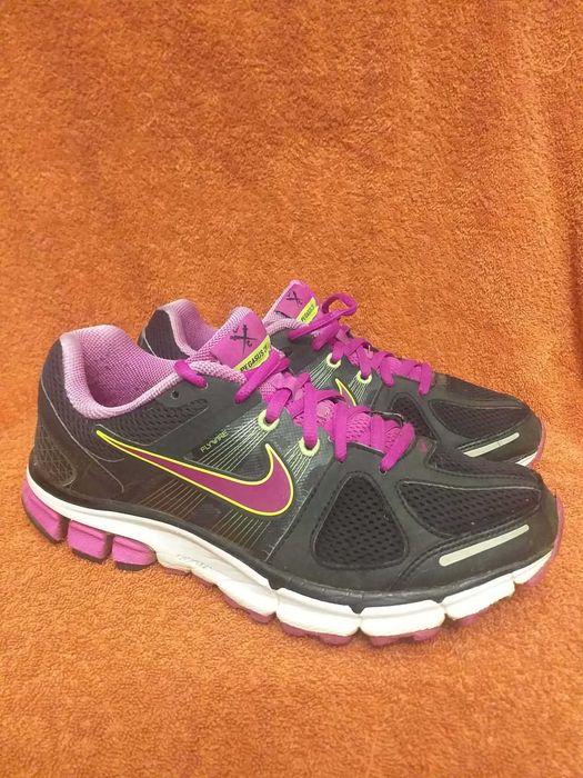 Nike Air Pegasus+ 28