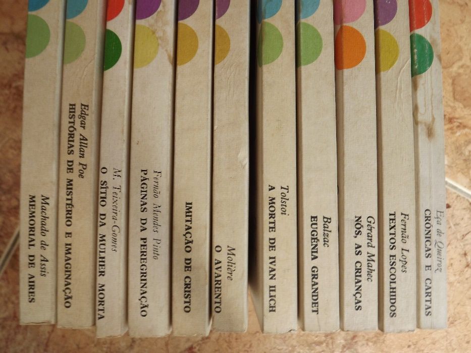 lote 89 livros de leitura e livros coleçao rtp