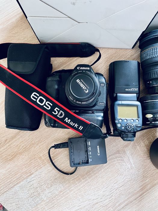 Canon EOS 5D Mark II , Canon Speedlite 600EX-RT