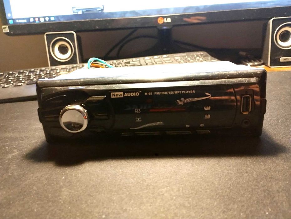 Radioodtwarzacz NEW AUDIO M-65 (radio samochodowe)