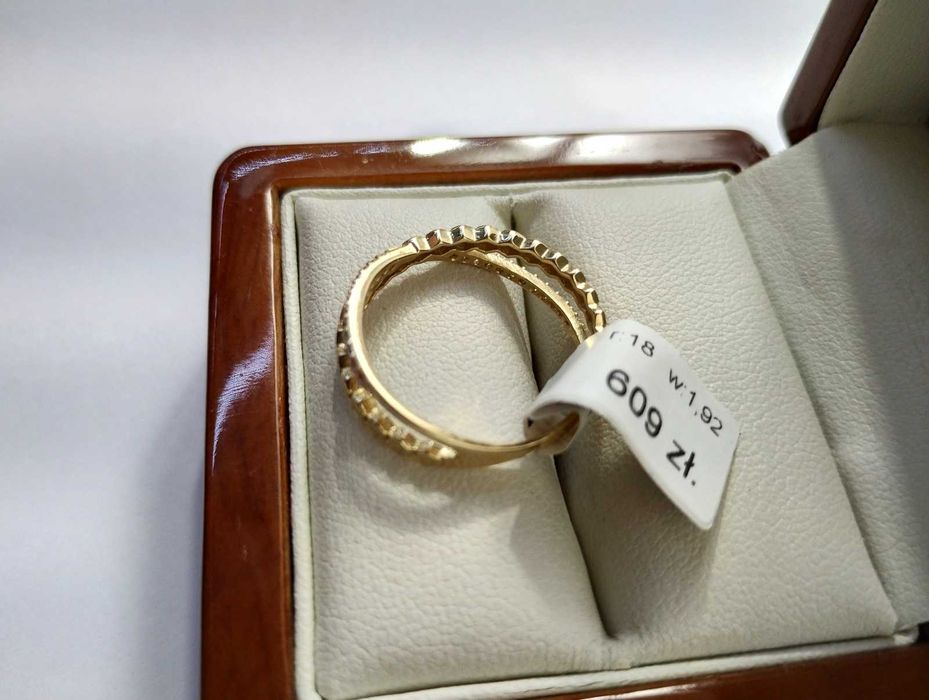 zloty PIERŚCIONEK 1,92G 585