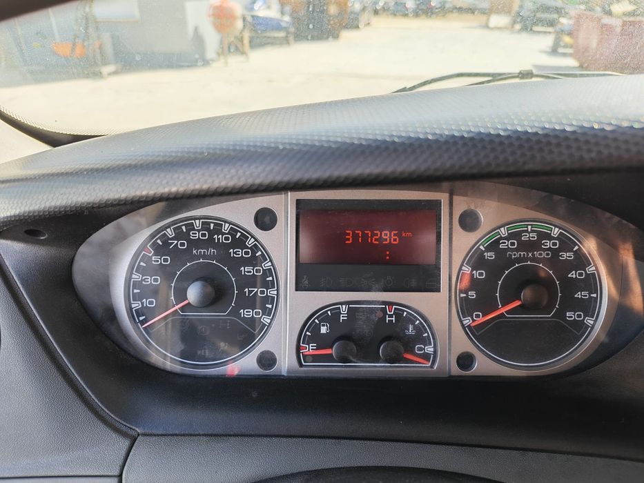 Iveco daily 3.0 150cv avariado