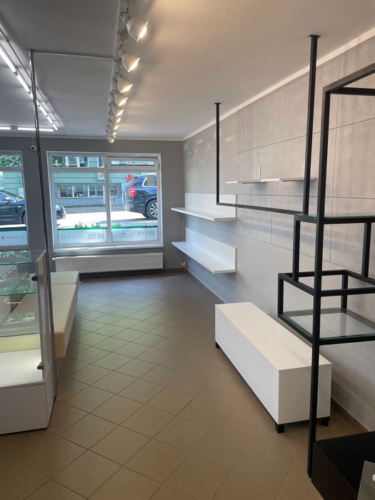 Lokal handlowy 135 m2 w centrum Iławy - Centrum Hermes