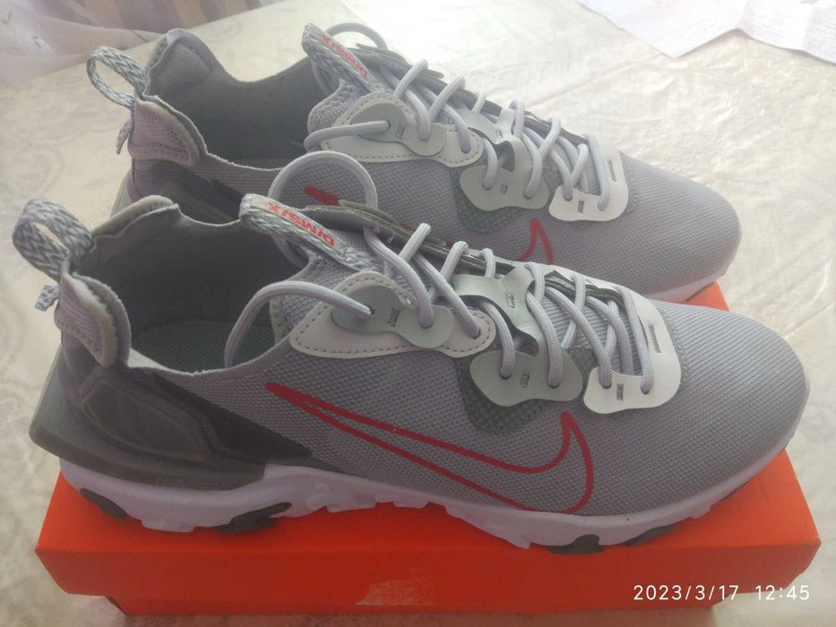 Кросівки Nike React Vision