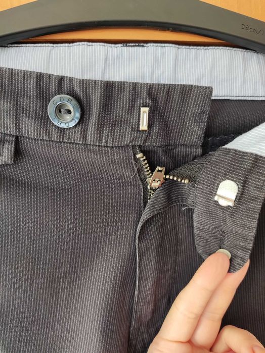 Spodnie garniturowe eleganckie chłopięce Coccodrillo 146