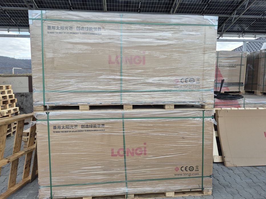 Сонячні  панелі.