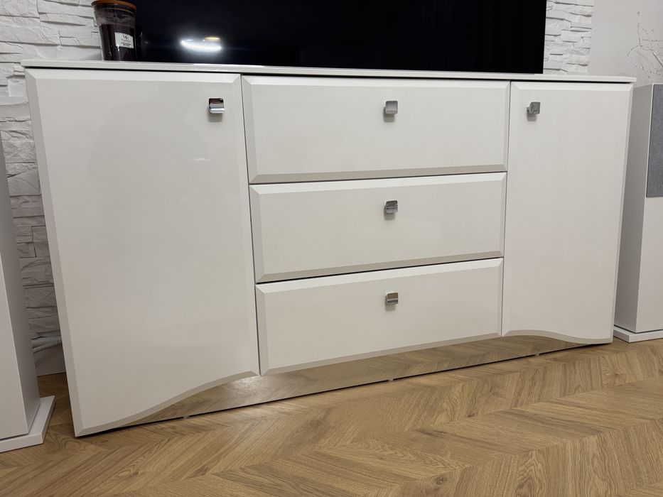 Komoda z oświetleniem LED GLAMOUR 160cm Biały połysk