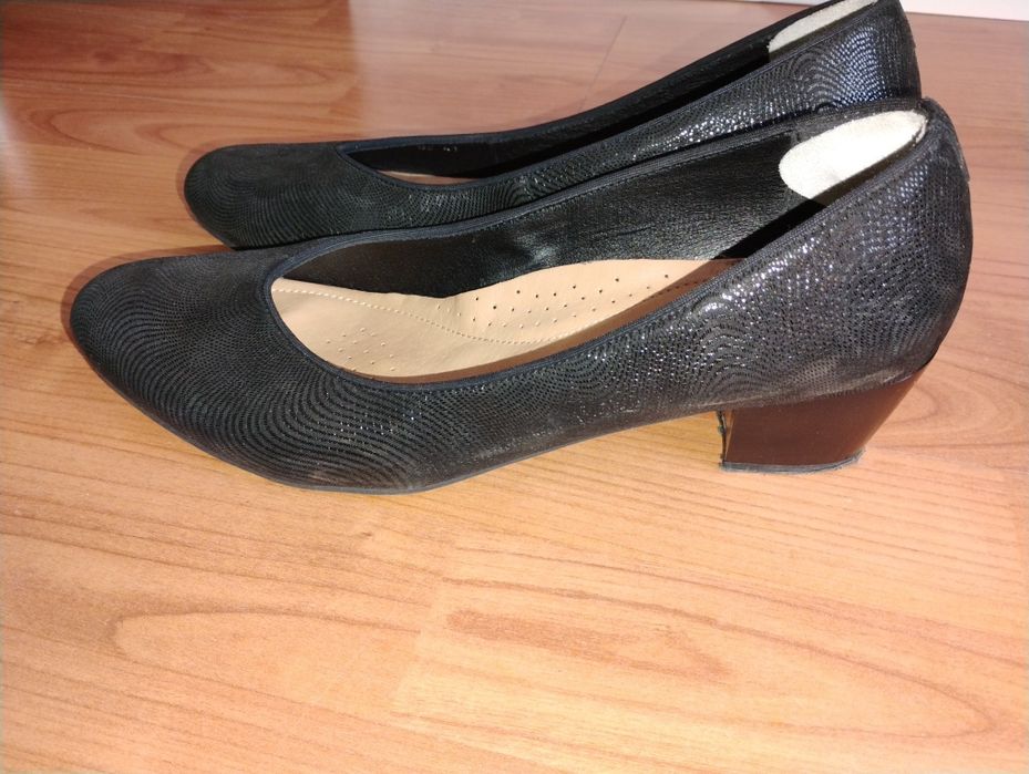 Buty na obcasie 41 Lasocki