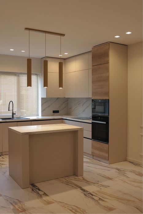 Продаж сучасного та затишного котеджу